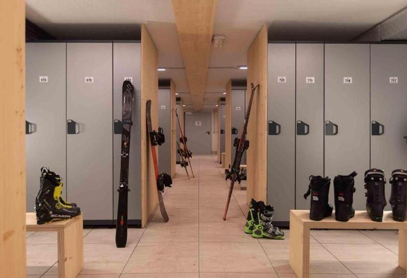 Residence Adamello Resort