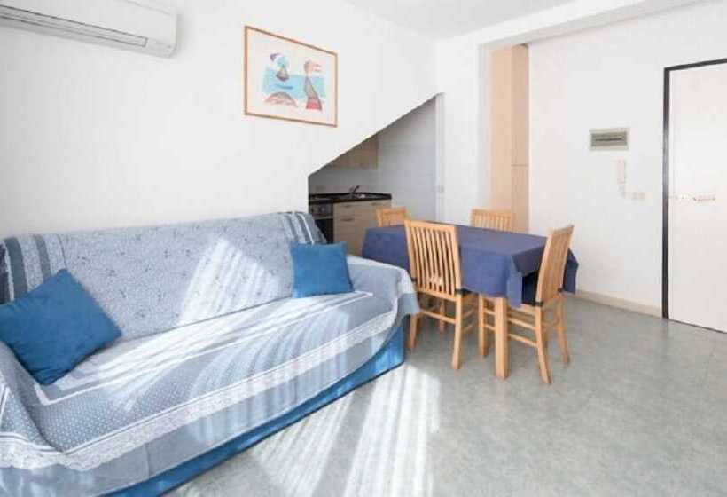 Residence La Rosa Di Nettuno