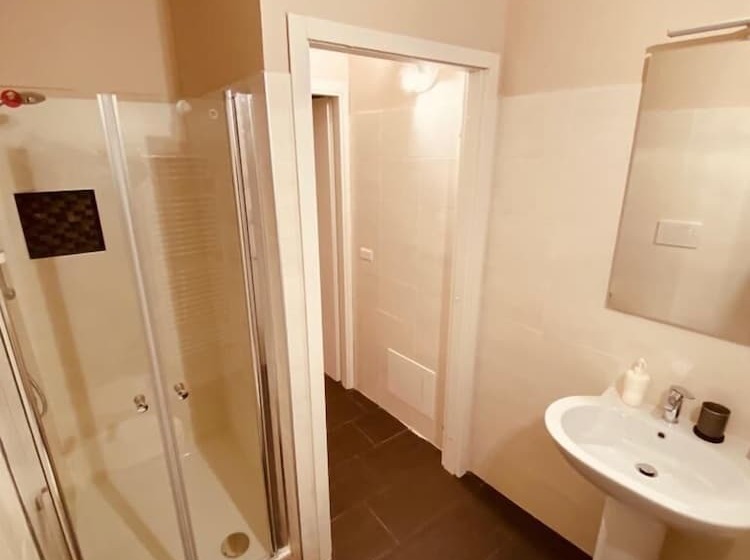 Hh Hermoso Housing Valenza