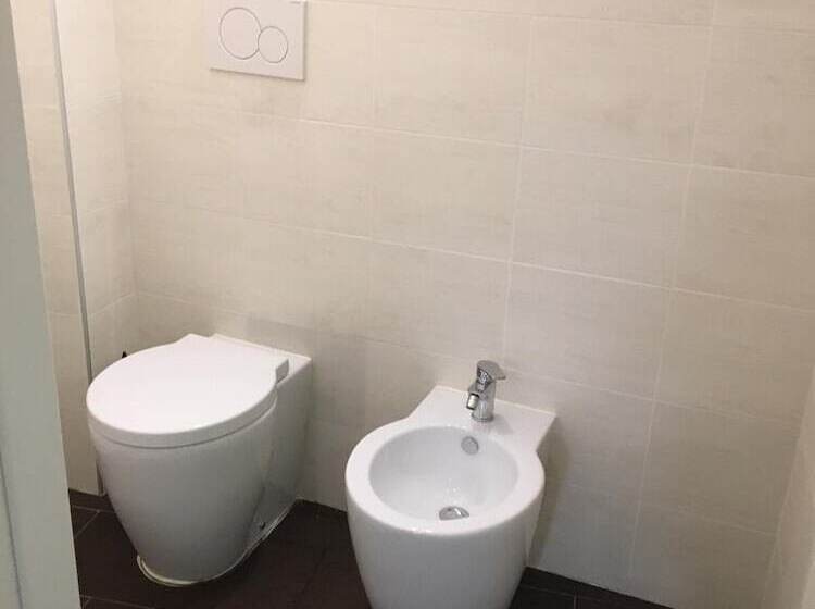 Hh Hermoso Housing Valenza