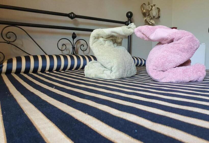 בית מלון כפרי Agriturismo Cascina L Arché