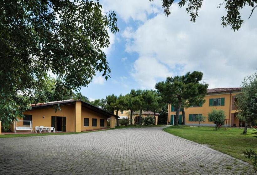 فندق Agriturismo Gardenali