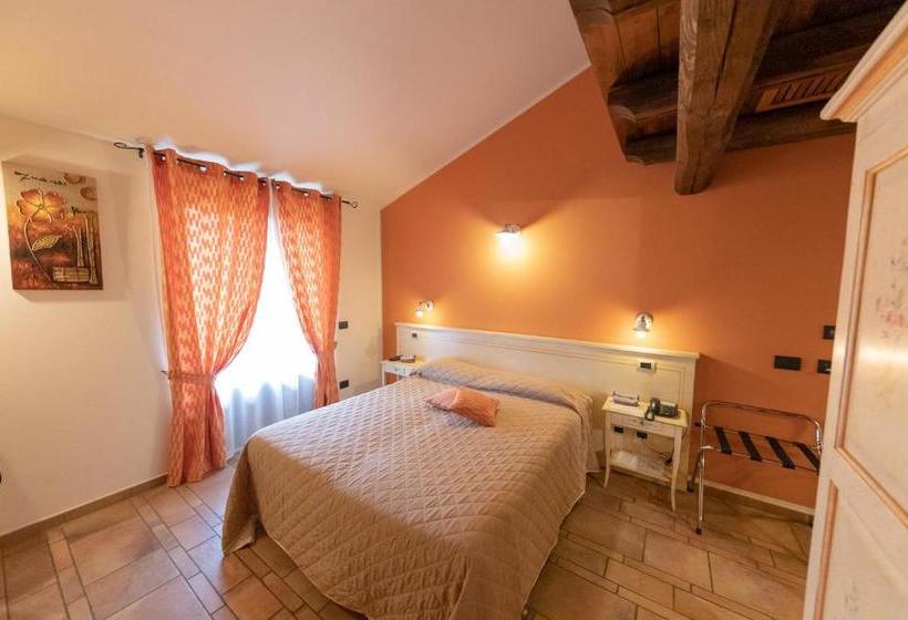 Отель Agriturismo La Dimora Del Contadino