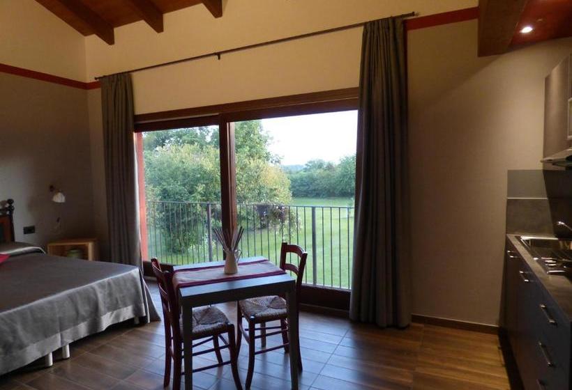 ホテル Agriturismo La Sforzata