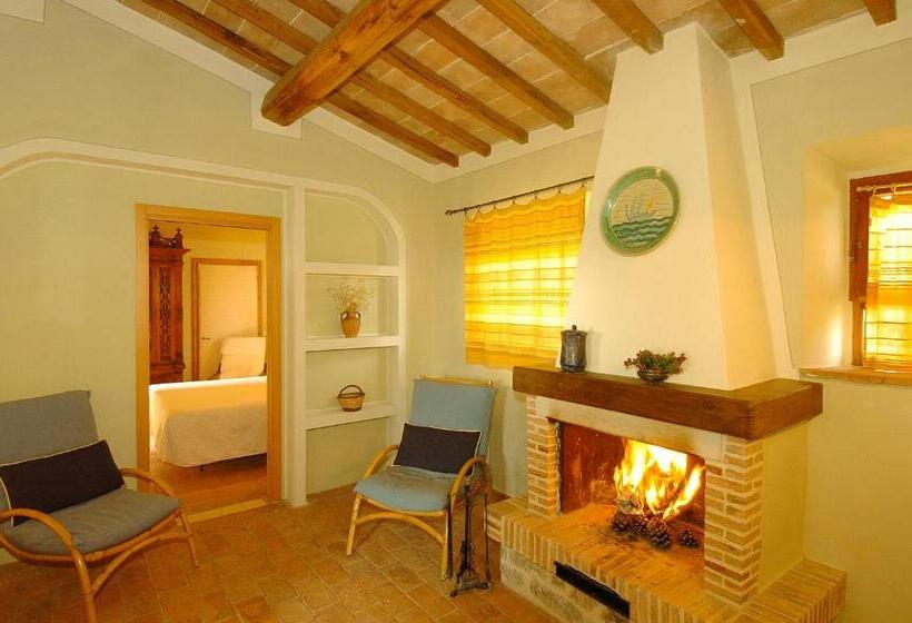 בית מלון כפרי Agriturismo Montecchio