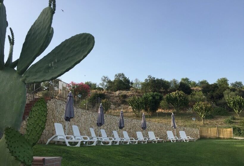 فندق Agriturismo Saccollino