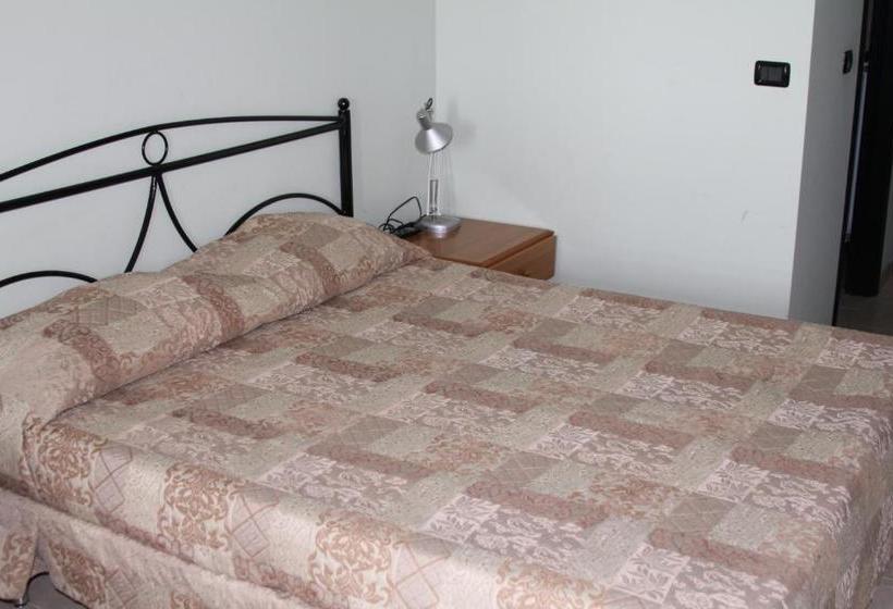 בית מלון כפרי Agriturismo Silos Agri