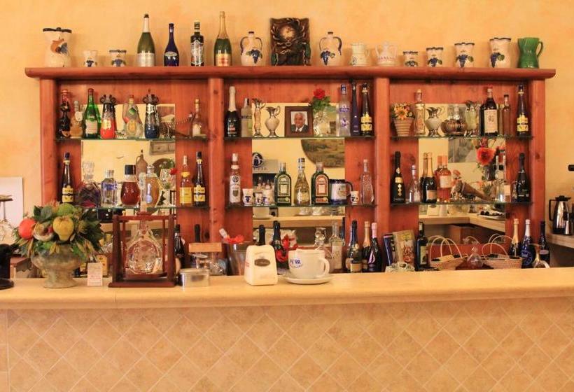 בית מלון כפרי Agriturismo Silos Agri