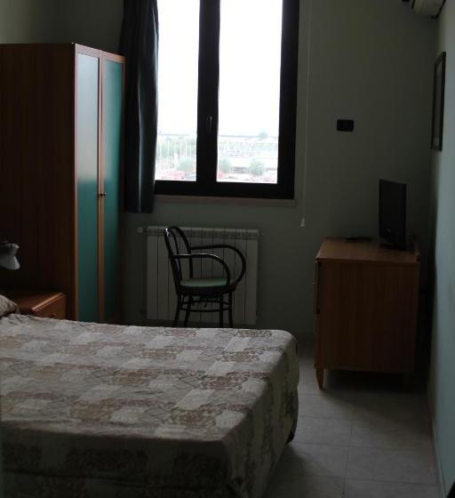 בית מלון כפרי Agriturismo Silos Agri