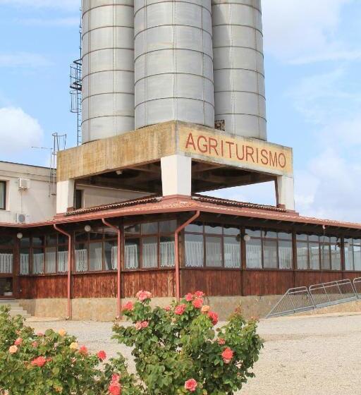 בית מלון כפרי Agriturismo Silos Agri