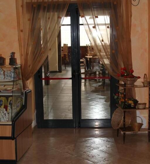 בית מלון כפרי Agriturismo Silos Agri