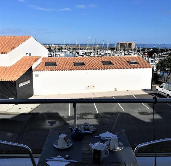 فندق Bord A Bord