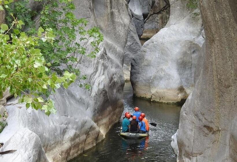 בית מלון כפרי Casale Margherita Turismo Rurale