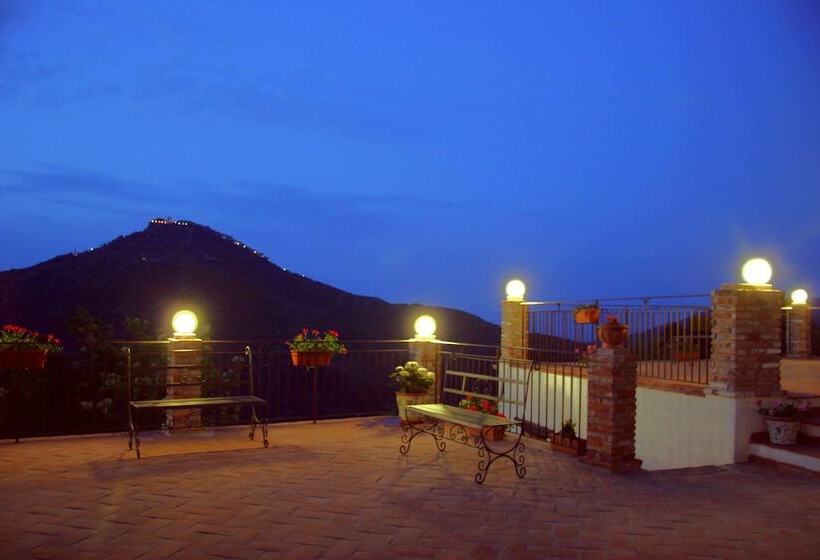 בית מלון כפרי Casale Margherita Turismo Rurale