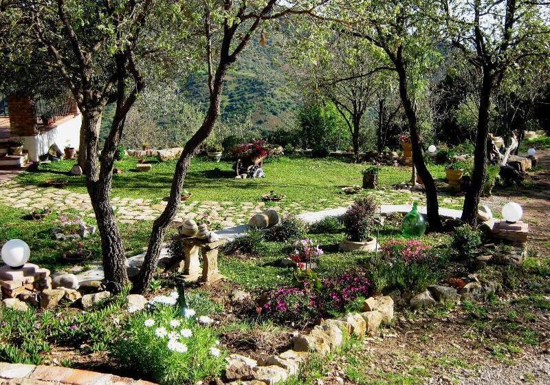 בית מלון כפרי Casale Margherita Turismo Rurale