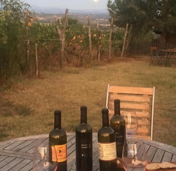 Отель Cascina La Maddalena Bed & Wine