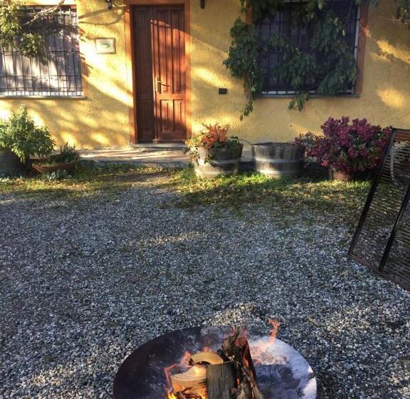 Отель Cascina La Maddalena Bed & Wine