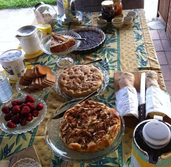 Отель Cascina La Maddalena Bed & Wine