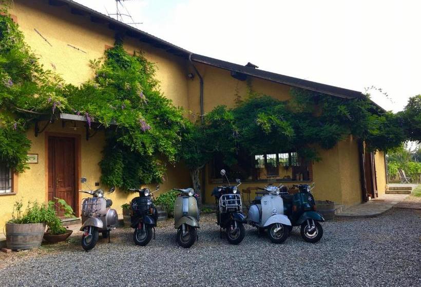 Отель Cascina La Maddalena Bed & Wine