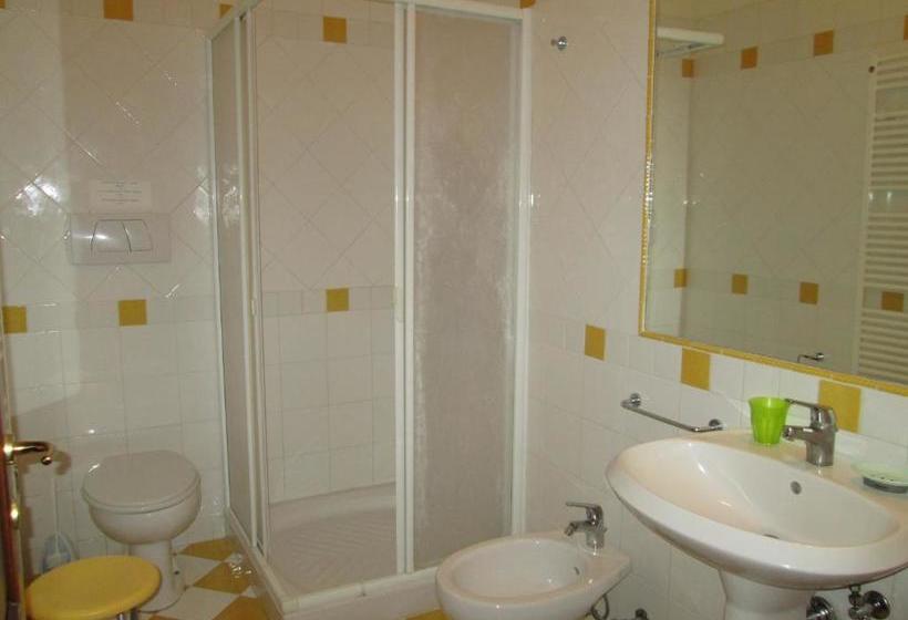 Отель Fattoria La Steccaia