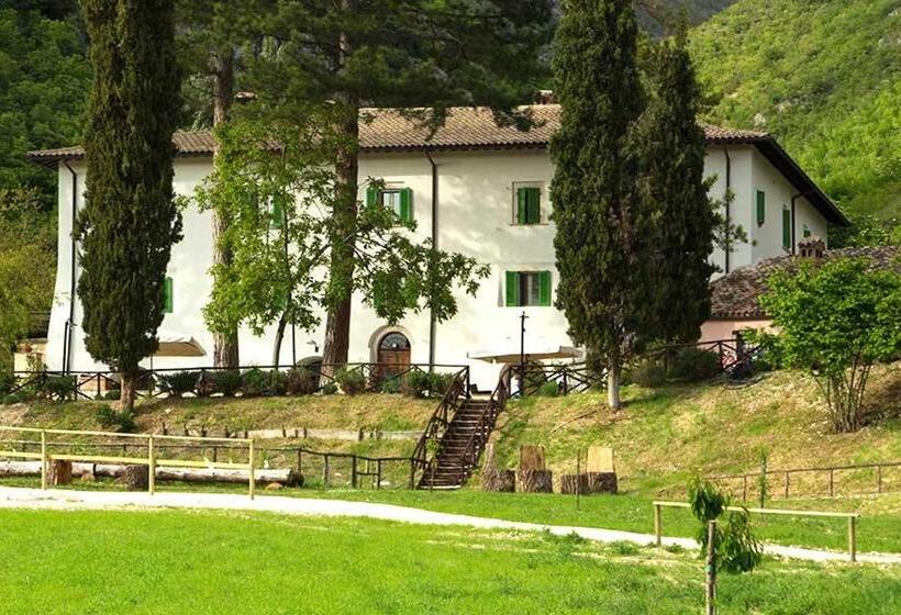 酒店 Fonteantica Agriturismo