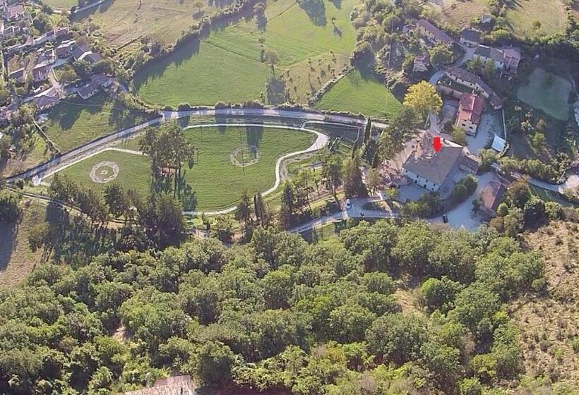 酒店 Fonteantica Agriturismo