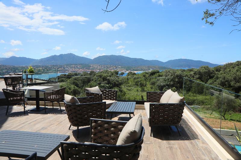 Отель L'hostellerie Du Moulin Des Oliviers