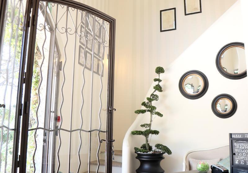 Отель L'hostellerie Du Moulin Des Oliviers