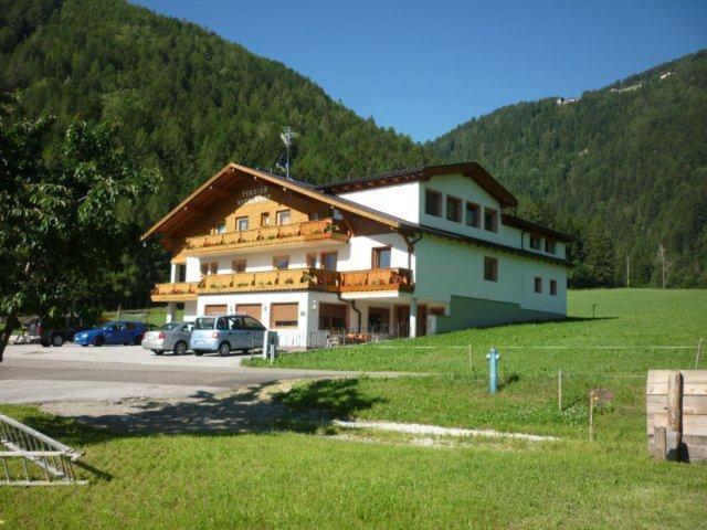 בית מלון כפרי Pension Wiesenhof