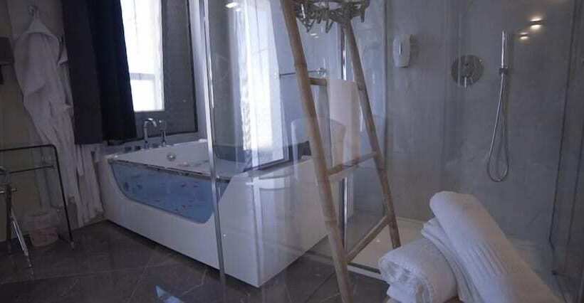 호텔 Royal   Beauty & Spa