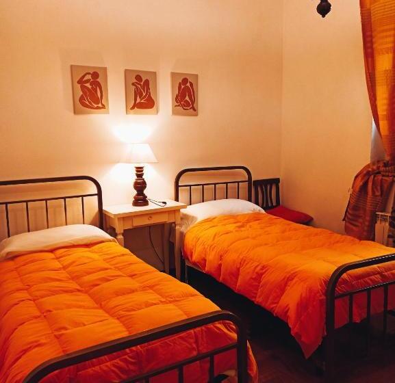 酒店 Villa Podere Cartaio Bio Estate Pool Airc
