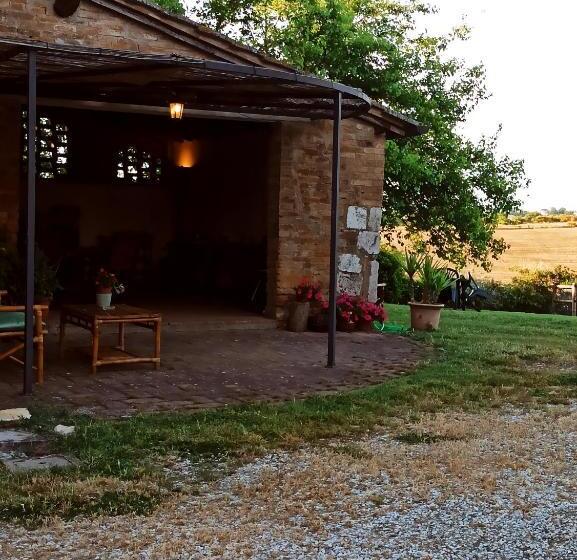酒店 Villa Podere Cartaio Bio Estate Pool Airc