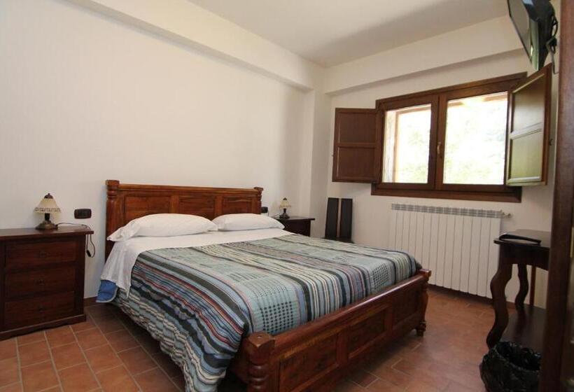 Il Feudo Dei Pierleoni