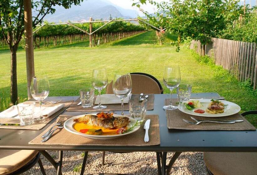 Le Servite Apartments