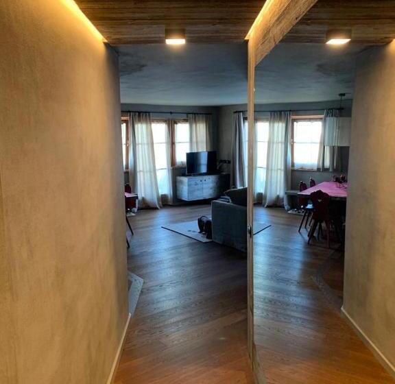 Nei Y Suredl Nevesole