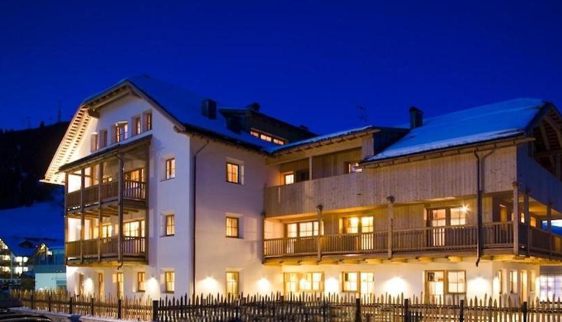 Nei Y Suredl Nevesole