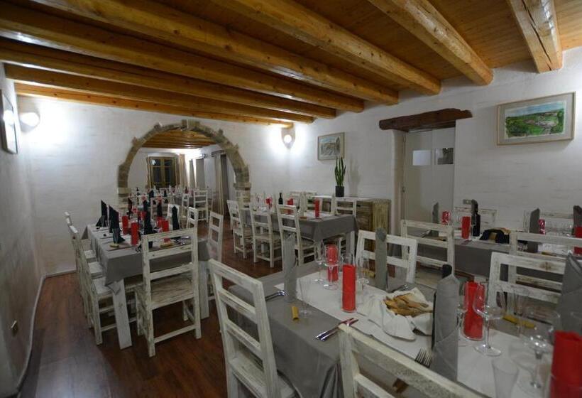 بنسيون Abas Ristorante Pizzeria Affittacamere