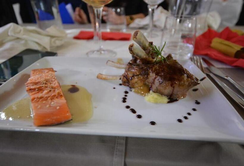 بنسيون Abas Ristorante Pizzeria Affittacamere