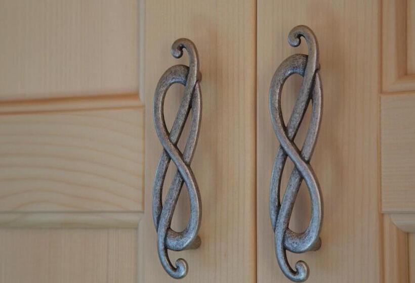 پانسیون Abete Rosso