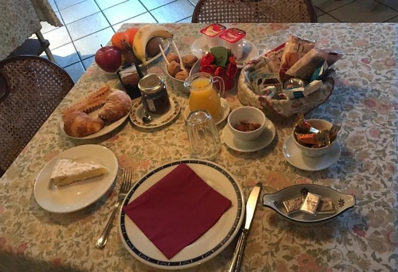 펜션 Cantina Anzivino   Affittacamere