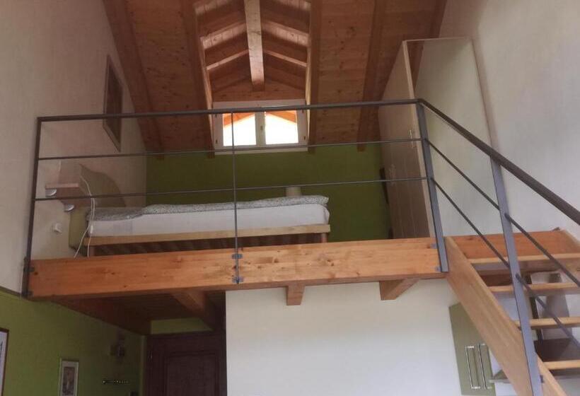 펜션 Cascina Nel Bosco