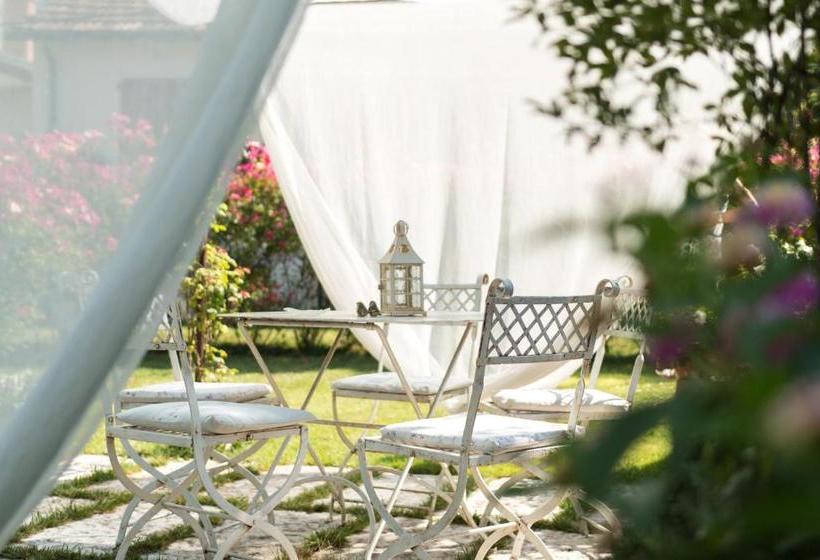 بنسيون Casina Le Conserve