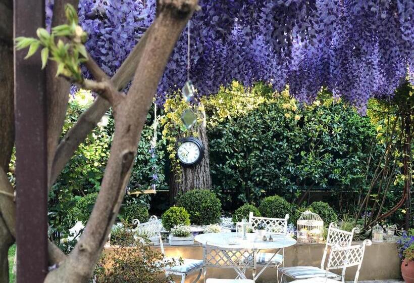 بنسيون Casina Le Conserve