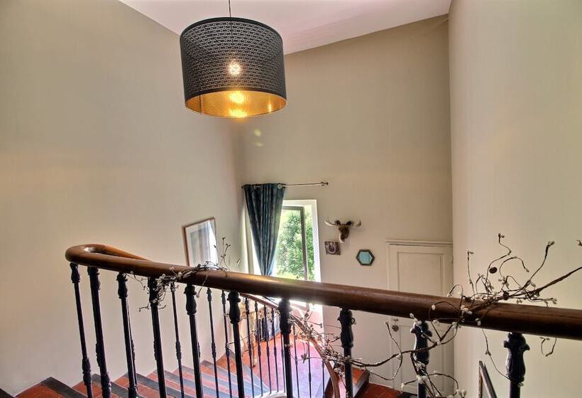 Пансион Effets Personnels