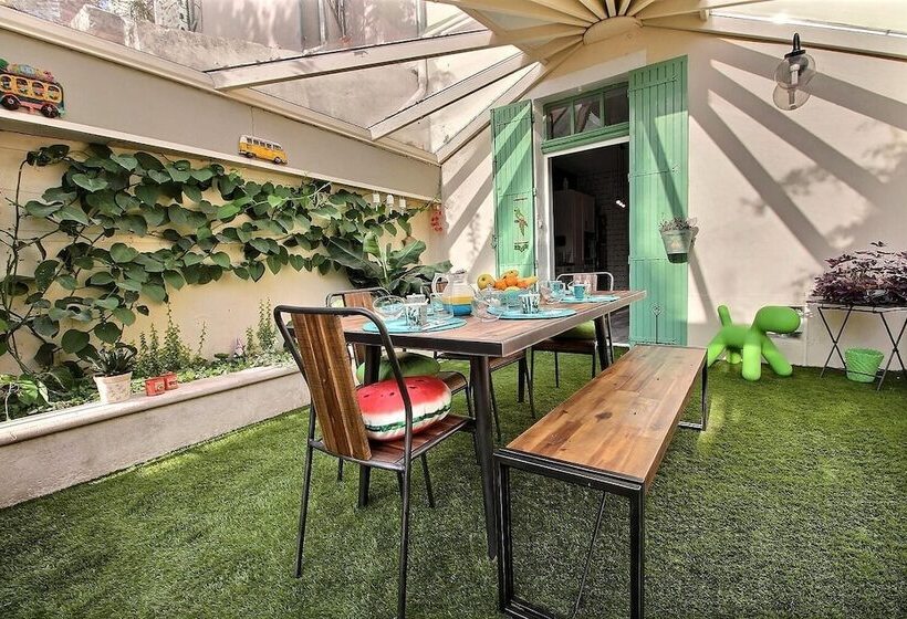 Пансион Effets Personnels