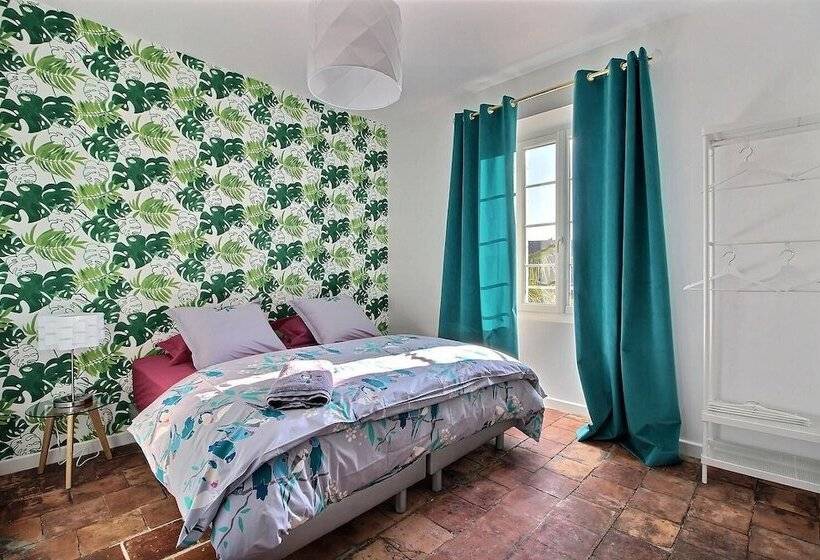 Пансион Effets Personnels