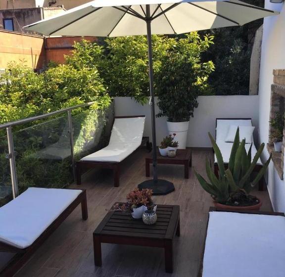 膳宿费 I Mc Ioamocagliari