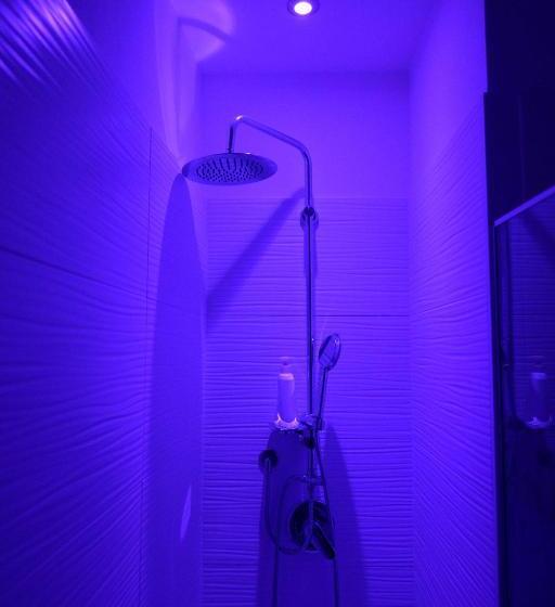 膳宿费 I Mc Ioamocagliari