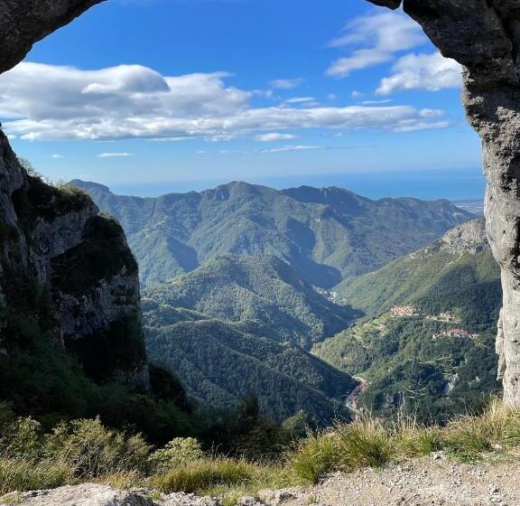 بنسيون In Castello