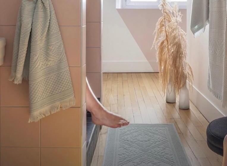 بنسيون La Maison D Ambronay